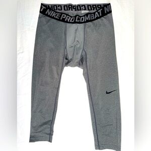 Men’s Nike Pro 3/4 Tights Size Large